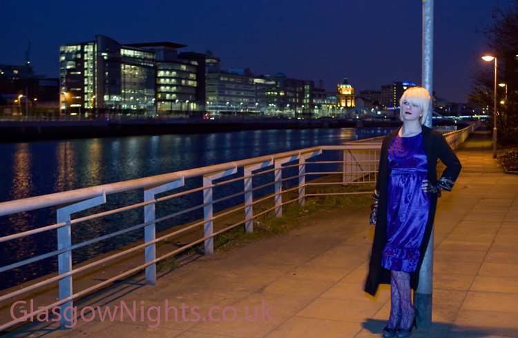 Glasgow Nights - Miel (2)