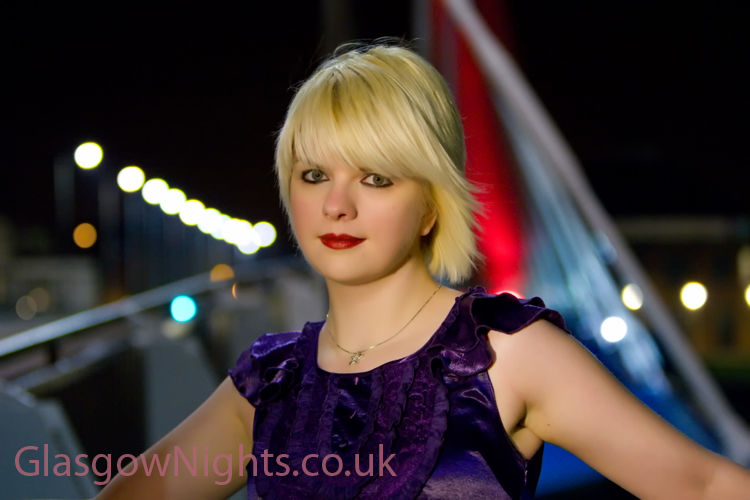 Glasgow Nights - Miel (21)