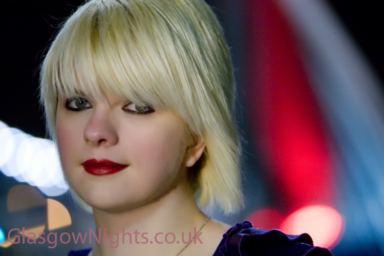 Glasgow Nights - Miel (27)