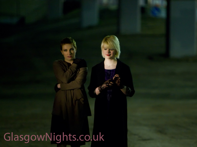 Glasgow Nights - Miel (42)