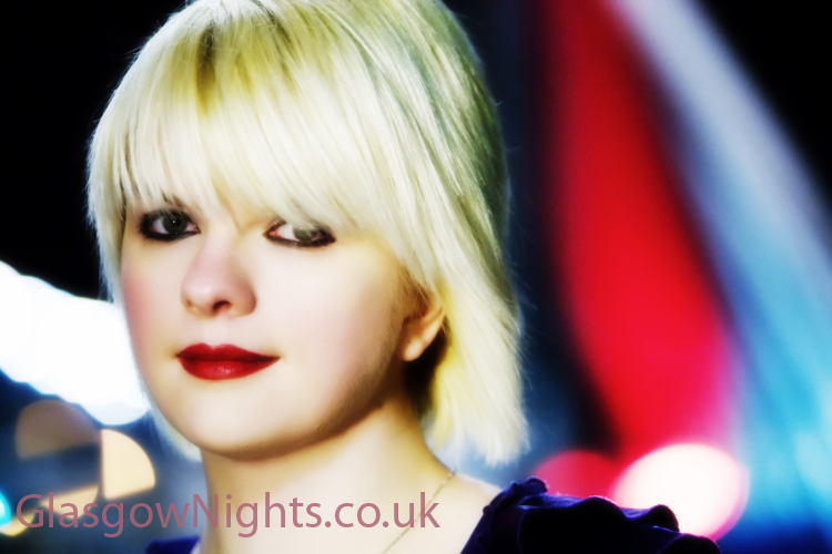 Glasgow Nights - Miel (55)