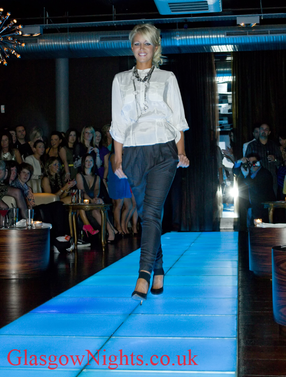 Glasgow Nights club 29 fashion show (3)