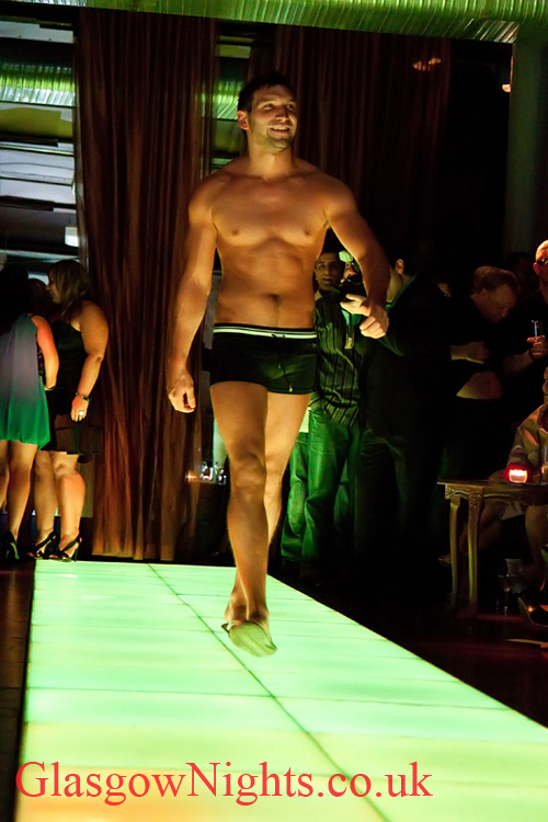 Glasgow Nights club 29 fashion show (56)